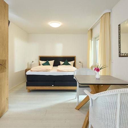 Thermen Appartements Gabriela, Appartement 24 Qm 巴特克罗青根 外观 照片